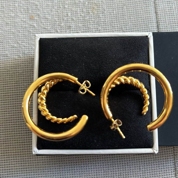 Missoma double hoop earrings gold toned - Picture 4 of 5